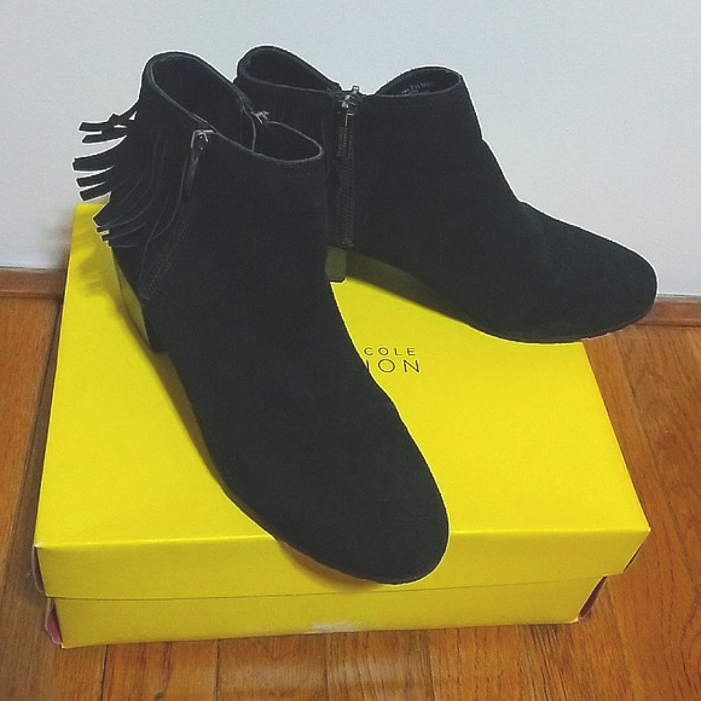 ❤❤️Kenneth Cole Reaction Suede Fringe Bootie